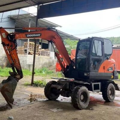 Mini escavatore a ruote usato scavatore DOOSAN DH60 escavatore di seconda mano 5550 kg