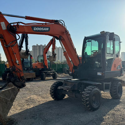 48KW usato DOOSAN Excavator Machine Doosan DX60W Hydraulic Crawler Excavator 5550 kg