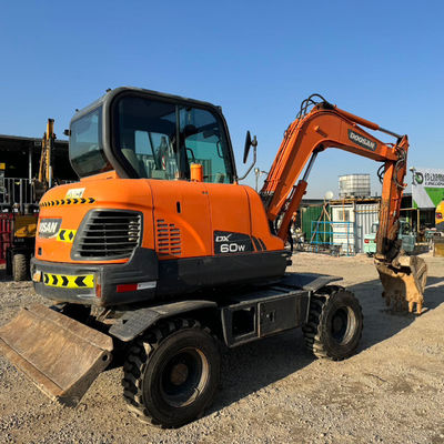 48KW usato DOOSAN Excavator Machine Doosan DX60W Hydraulic Crawler Excavator 5550 kg