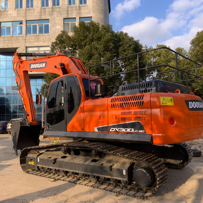 Tipo di trascinatore utilizzato DOOSAN DX300LC-9C Escavatore Macchine per spostare la terra 30215 kg