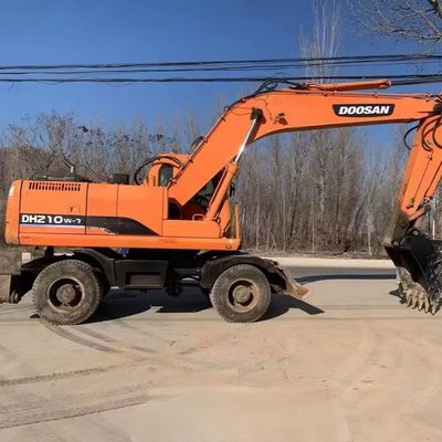 Doosan 210w-7 Used Wheel Excavator Digger 115kW Per l'industria mineraria