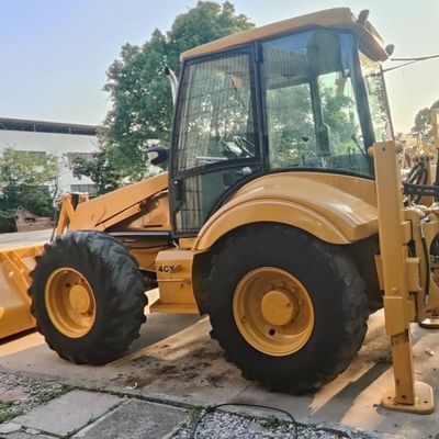 74.6kW JCB 4CX caricatore usato giallo 4378kg sollevamento di seconda mano retroescalatore caricatore ruota in movimento