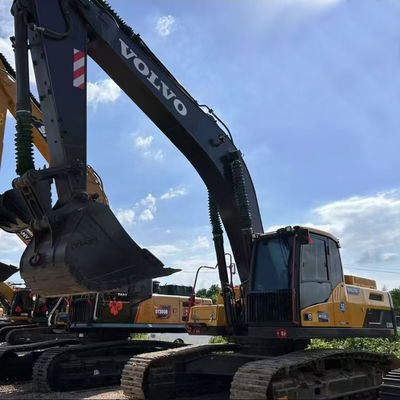 Macchina da scavo Volvo EC300 con motore robusto