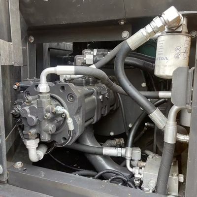Ben mantenuto Usato Volvo Escavatore idraulico Volvo 150D Vecchio attrezzatura da costruzione