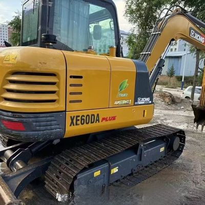 Mini escavatore a motore diesel utilizzato XCMG XE60DA Escavatore idraulico a trascinatore